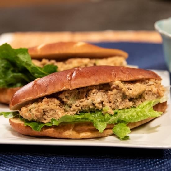 Vegan Chick’n Salad Sandwich