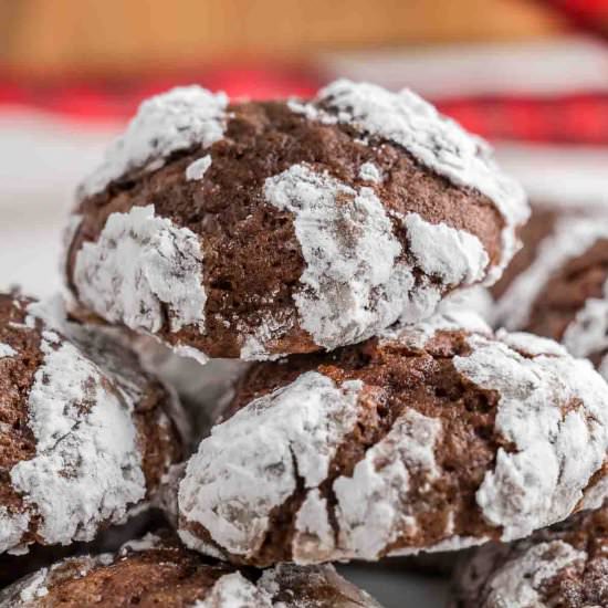 Chocolate Crinkle Cookies