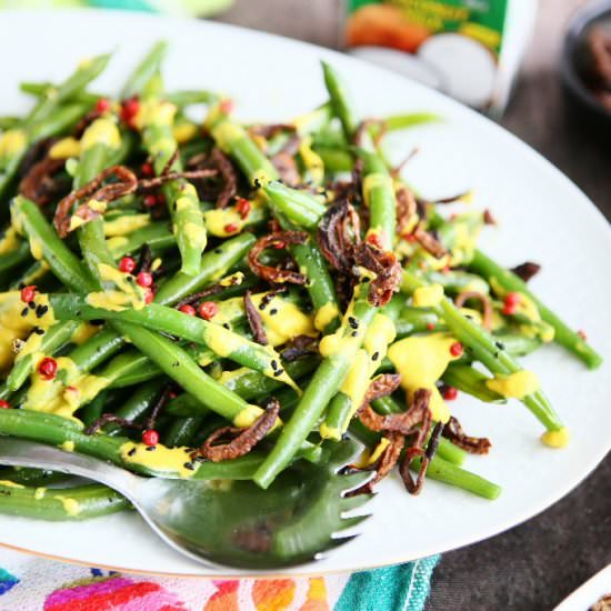 Green Beans with Coconut Curry Dres