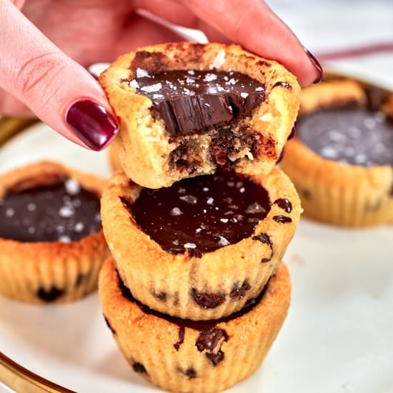 Keto Chocolate Chip Cookie Cups