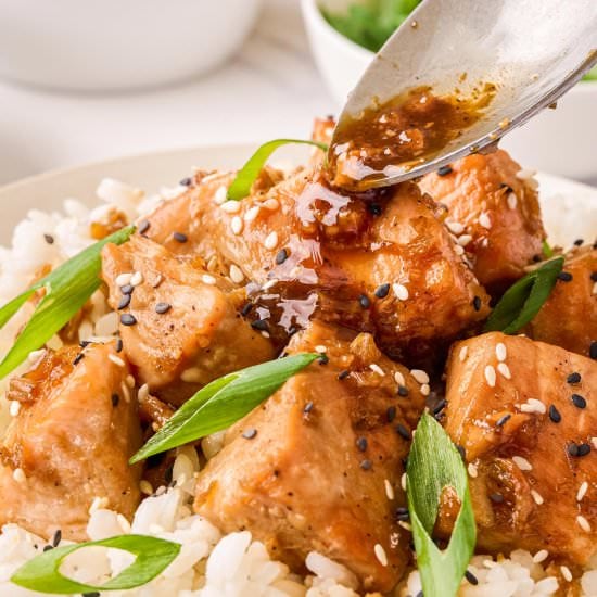 Ginger Sesame Salmon Bites
