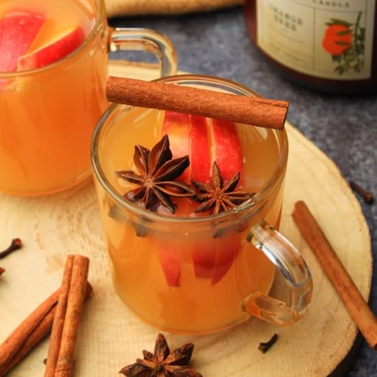 Hot Spiced Apple Cider