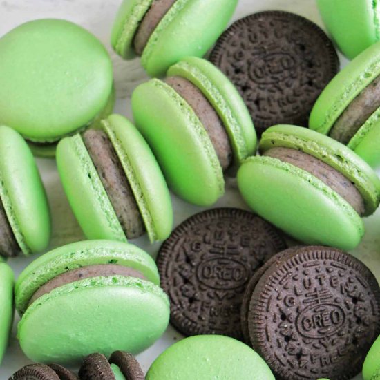 Mint Oreo Macarons
