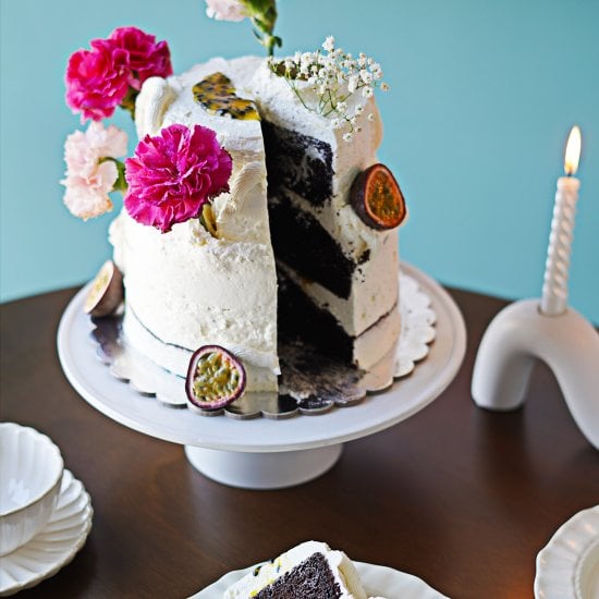 A Messy Celebration Cake Feature image