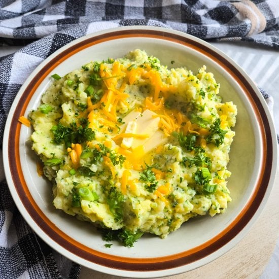 Broccoli Cheddar Mashed Taters Feature image