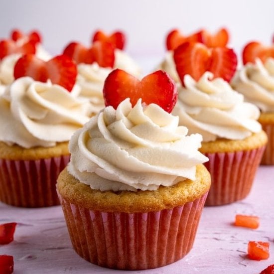 Strawberry Stuffed Cupcakes Feature image