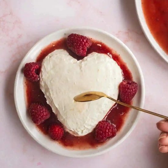 Raspberry Coeur à la Crème