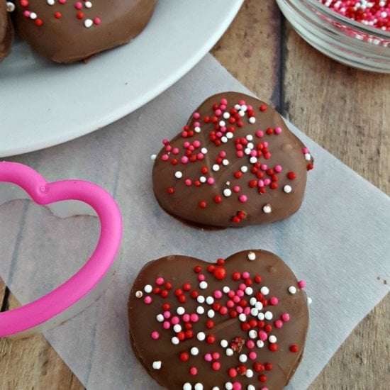 No Bake Chocolate Cookie Dough Hearts