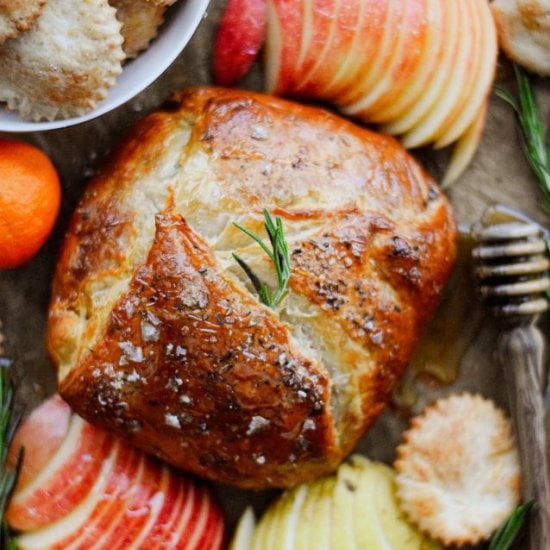 Baked Brie in Puff Pastry with Jam