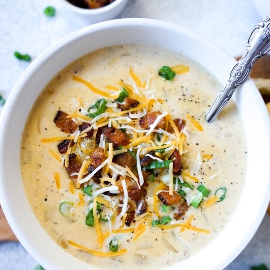 Cheesy Velveeta Potato Soup