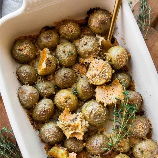 Crispy Garlic Parmesan Potatoes