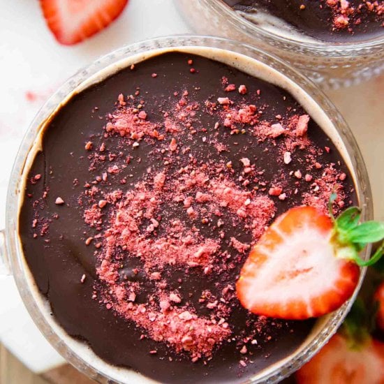 Chocolate Strawberry Overnight Oats