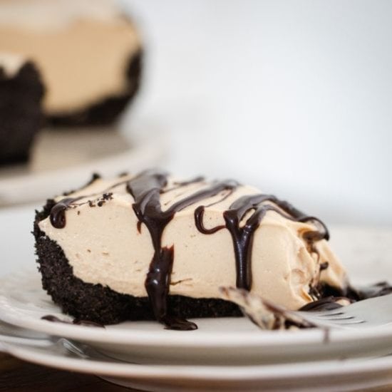 Amazing No-Bake Peanut Butter Pie!