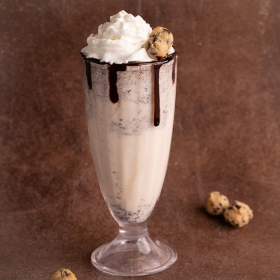 2-Ingredient Cookie Dough Milkshake