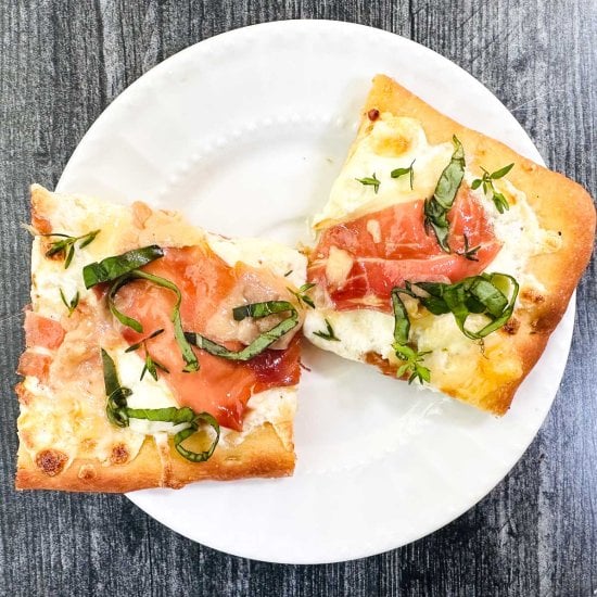 Easy Prosciutto Flatbread Appetizer