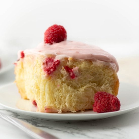 Lemon Raspberry Sweet Rolls