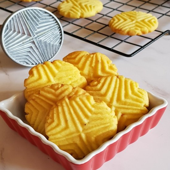 Orange Cardamom Shortbread Cookies
