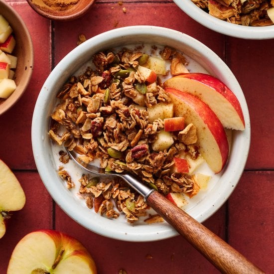 Apple Pie Granola