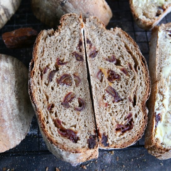 Date and Rye Bread