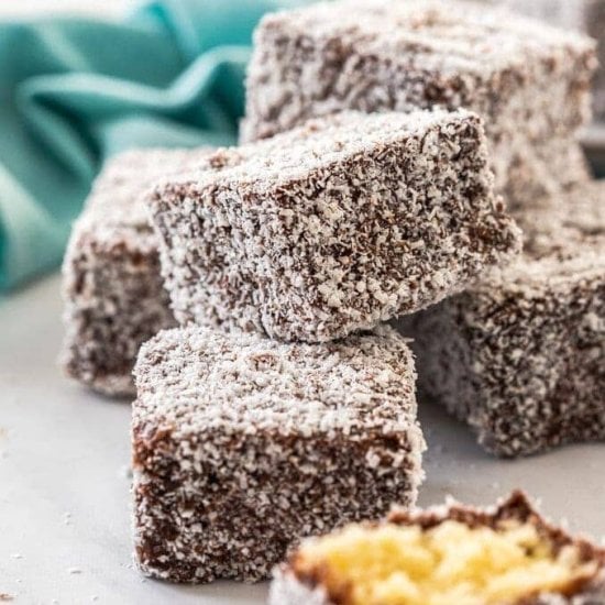 Classic Australian Lamingtons