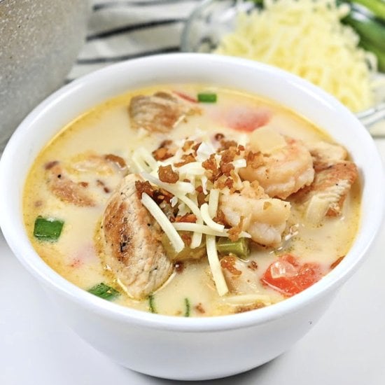 Keto Cajun Chicken and Shrimp Soup