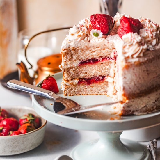 Fluffy Strawberry Layer Cake