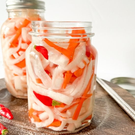 Pickled Daikon Radish And Carrots