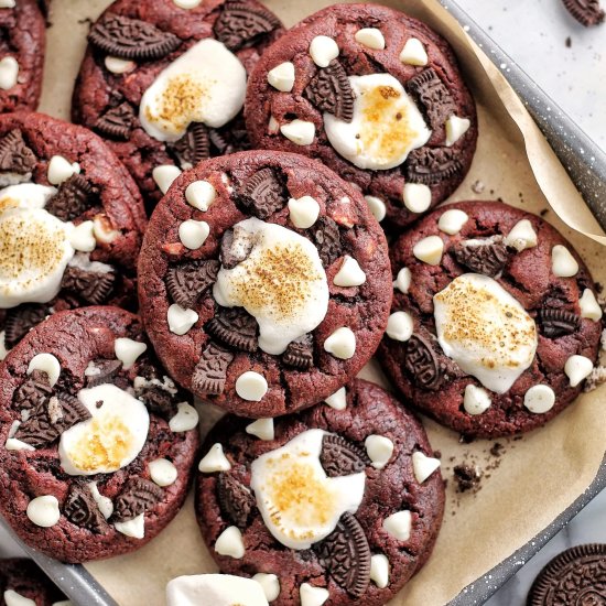 Red Velvet S’mores Cookies