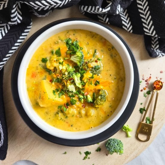 Sausage, Tater & Broccoli Cheddar Soup