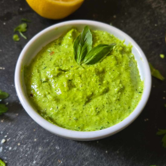 Macadamia Pesto