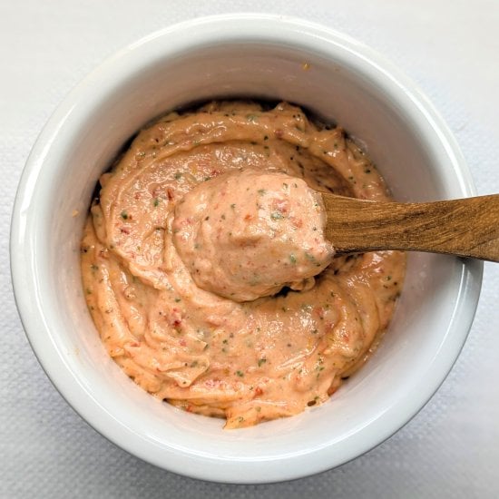 Roasted Garlic Sun-Dried Tomato Aioli