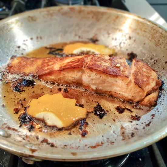 Pan Seared Lemon Garlic Salmon
