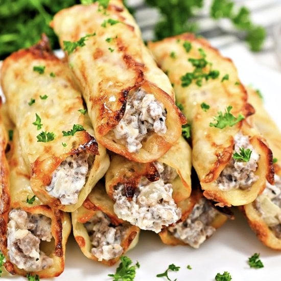 Keto Sausage Lasagna Roll Ups