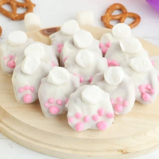 Chocolate Bunny Butt Pretzels