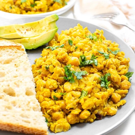 Vegan Chickpea Scramble