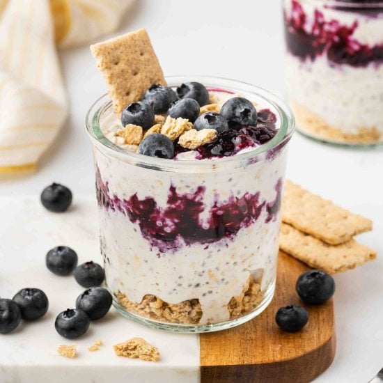 Blueberry Cheesecake Overnight Oats