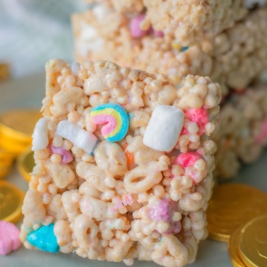 Lucky Charms Rice Krispie Bars