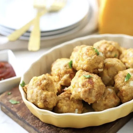 Cheesy Baked Chicken Meatballs