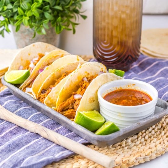 Slow Cooker Shredded Pork Tacos