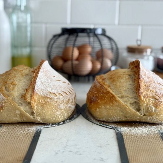 Does Sourdough Require Kneading?