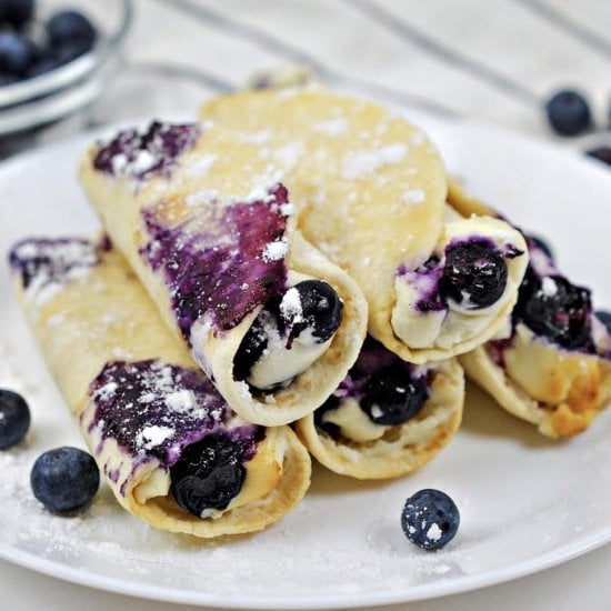 Healthy Blueberry Roll Ups