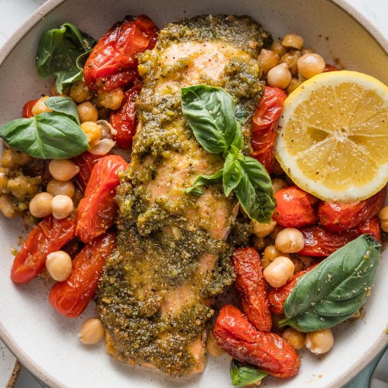 Pesto Salmon Chickpea Bowls