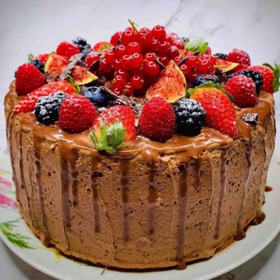 Rich Chocolate Berry Mousse Cake