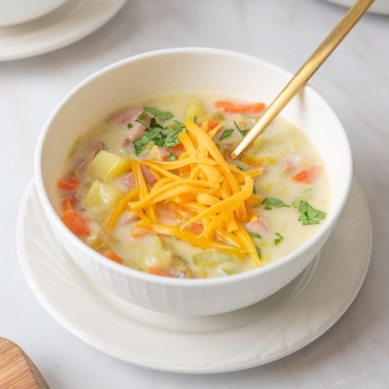 Hearty Ham Potato & Leek Soup
