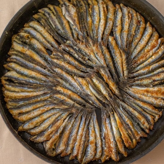 Crispy Fried Anchovies