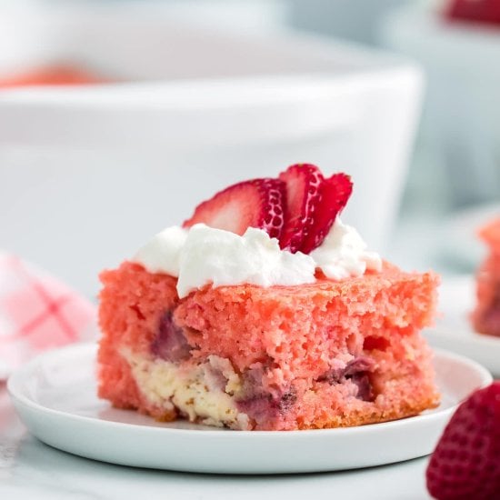 Strawberry Earthquake Cake