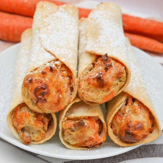 Keto Carrot Cake Roll-Ups