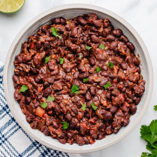 Stewed Black Beans with Tomatoes