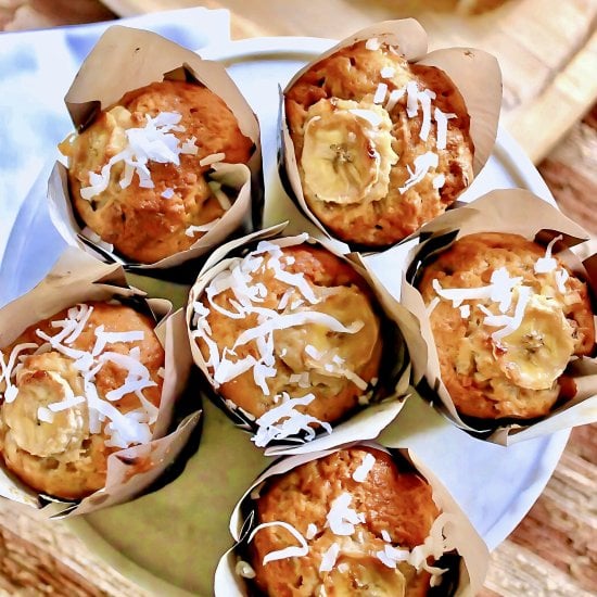 Banana coconut & pecan bread