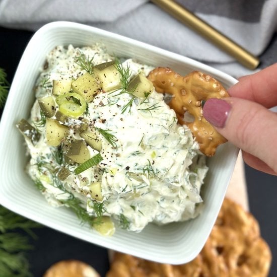 Creamy crunchy dill pickle dip